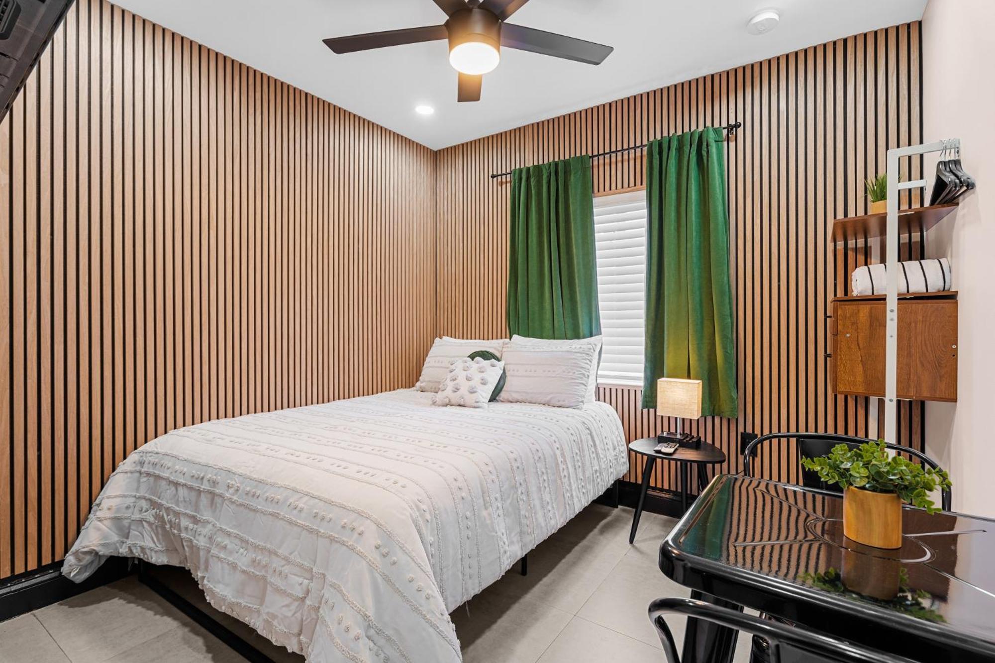 Baybreeze Apartments By Lowkl Miami Beach Esterno foto