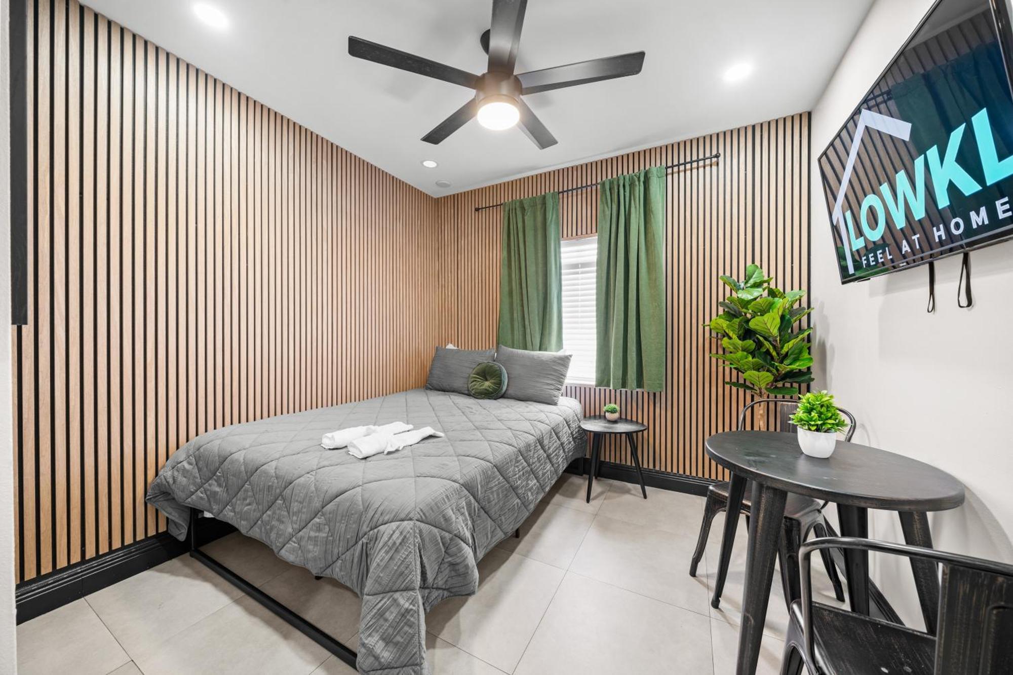 Baybreeze Apartments By Lowkl Miami Beach Esterno foto