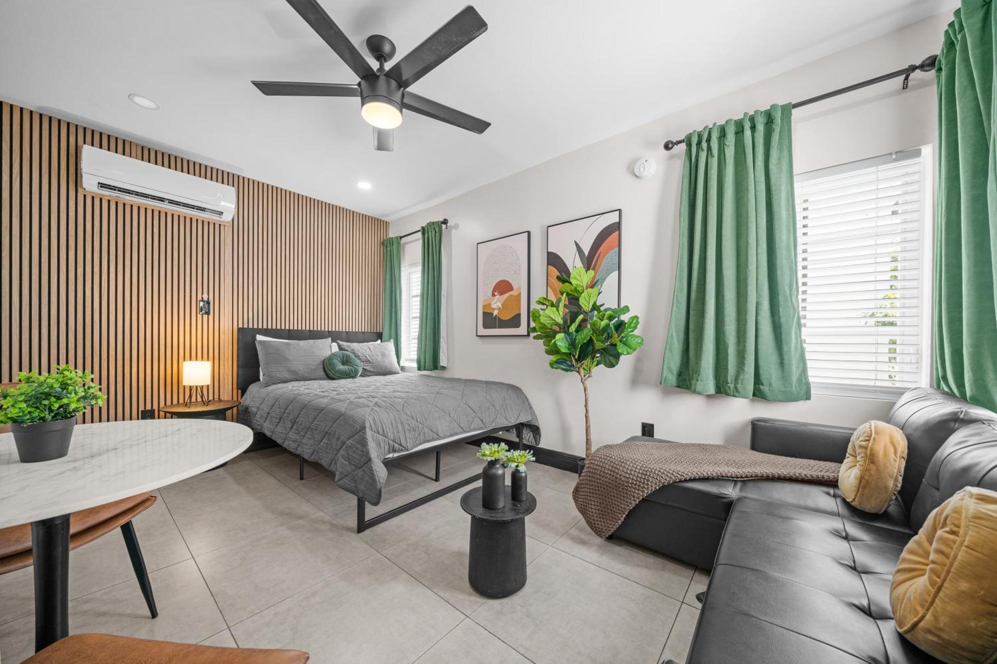 Baybreeze Apartments By Lowkl Miami Beach Esterno foto